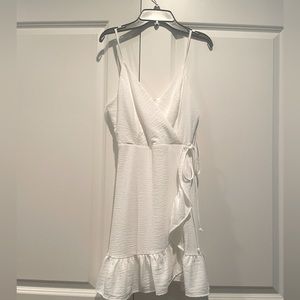 White alter’d state white v-neck dress